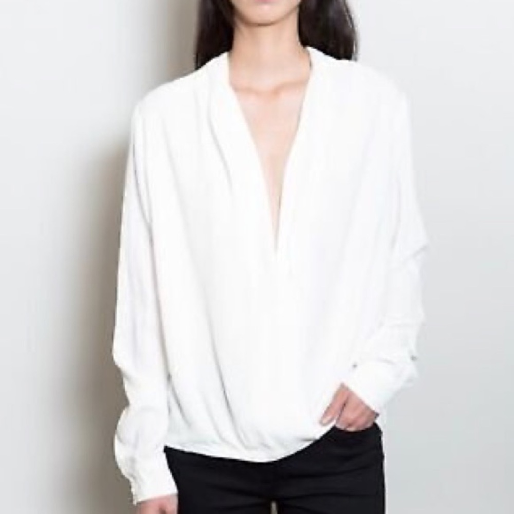 Just Female Leek Crisp White Deep V Neck Long Sleeve Flowy Blouse Size XS